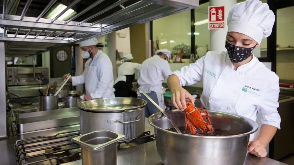 242 ofertas de trabajo de COCINERO encontradas